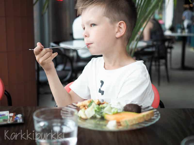 ravintola sandro lasten kanssa